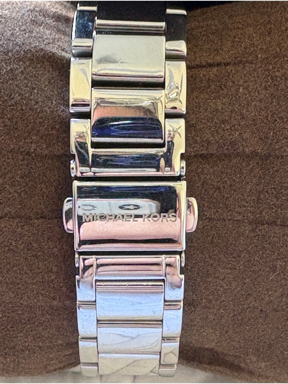 Michael Kors Silver Watch with Crystal Details - Picture 4 of 7